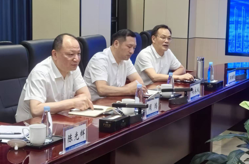 周鴻拜訪云南磷化集團(tuán)董事長、總經(jīng)理李錫斌